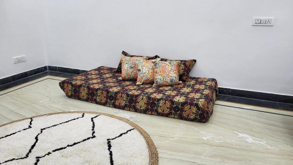 Vacationbuddy 3 Bedroom Paschim Vihar Jwala Heri Apartment New Delhi